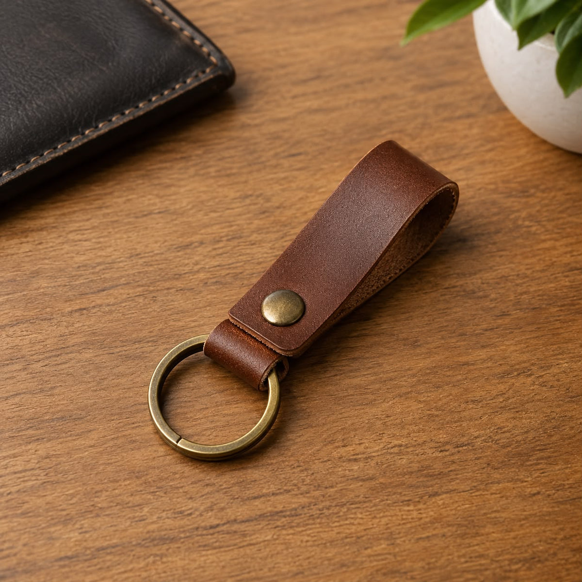 Cuir Élégance Key Fob